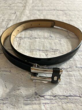 TALBOTS ITALIAN CALFSKIN BLACK PATENT LEATHER BLACK/SILVER TONE ON BUCKLE BELT M